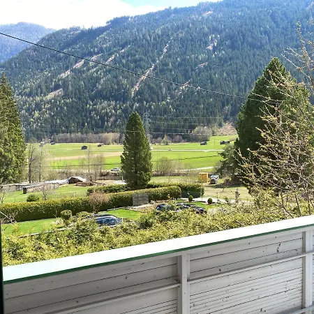 Molltaler En 3* Stall