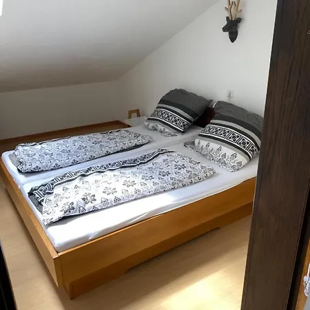 Molltaler En 3* Stall