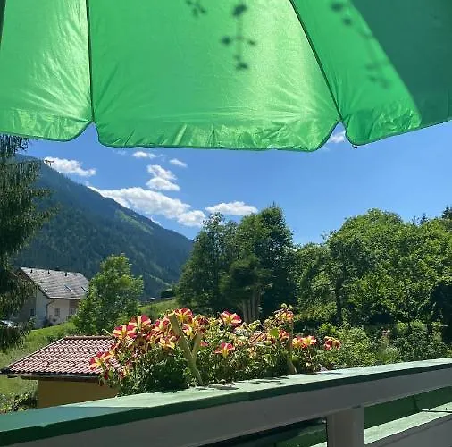 Molltaler En 3* Stall